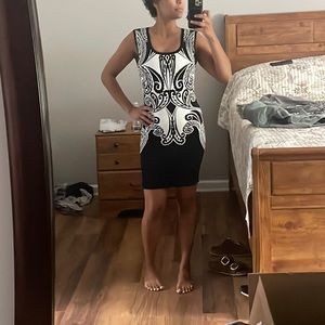 Guess black and white mid dress M
